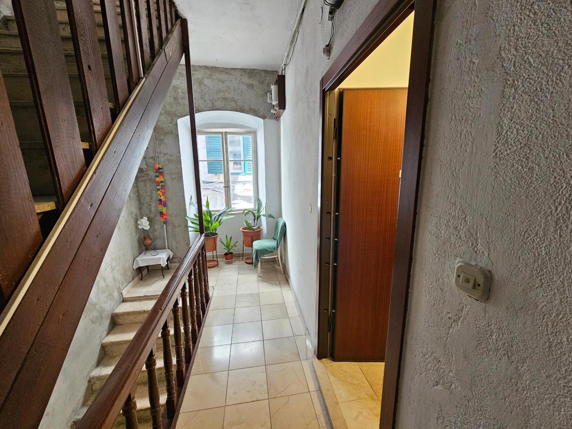 Center Room D16 In The Ancient Roman Palace Split Exterior foto