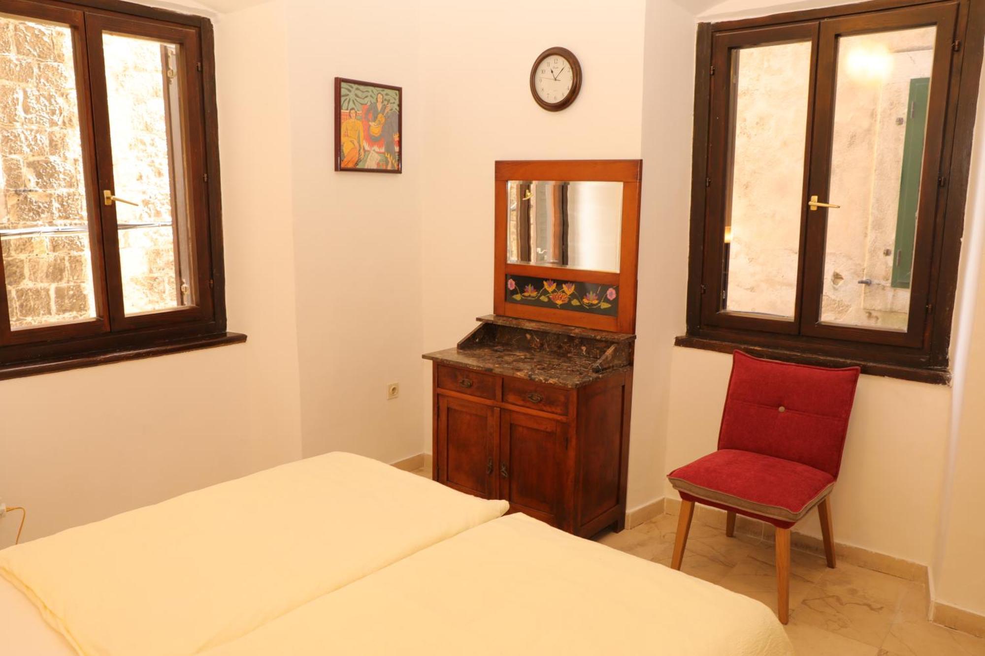 Center Room D16 In The Ancient Roman Palace Split Exterior foto